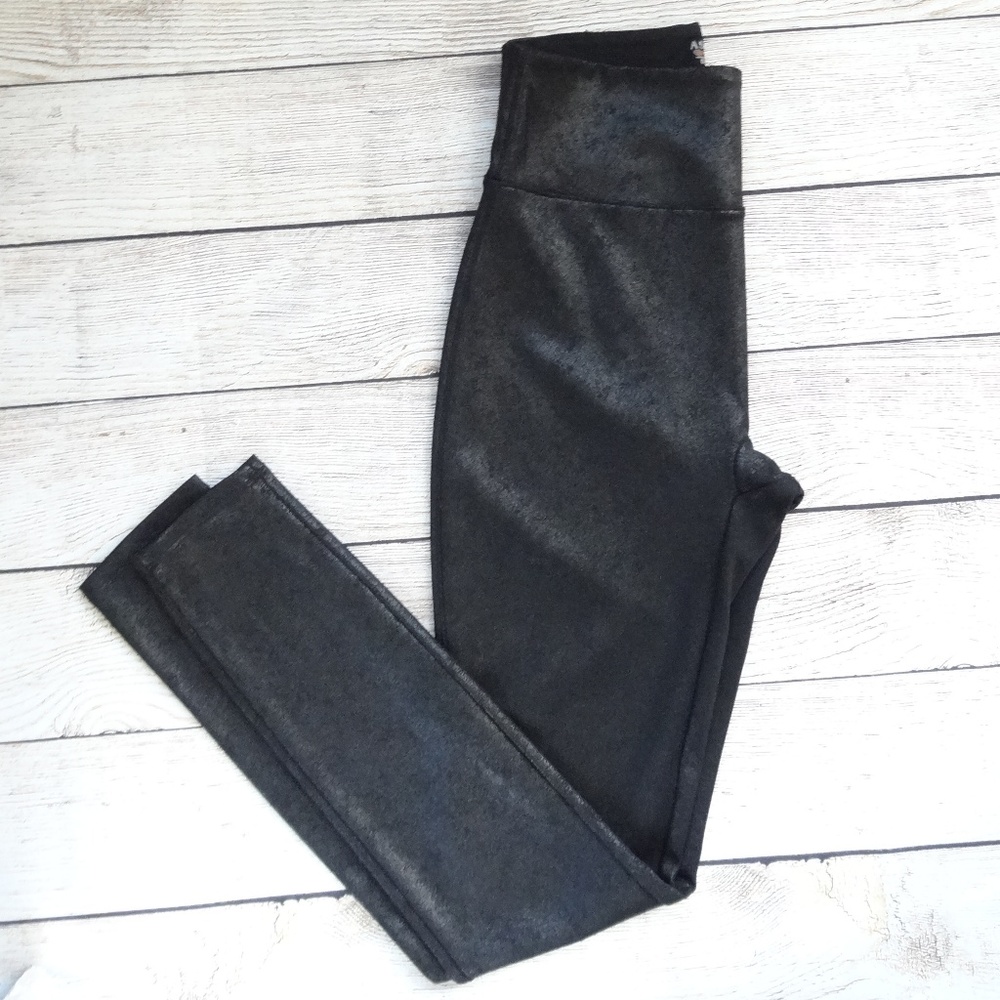 SPANX - Assets Red Hot Label Faux Leather Leggings